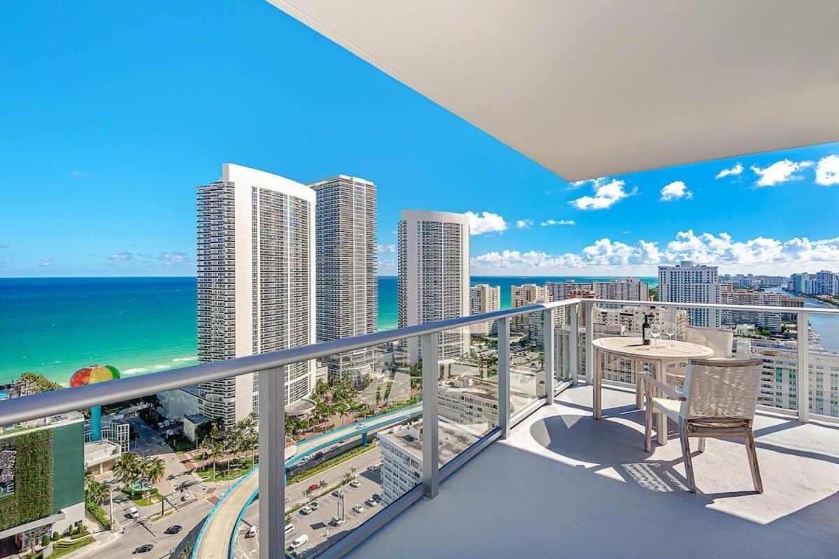 Miami Escape Views & Amenities Daire Hollywood Dış mekan fotoğraf