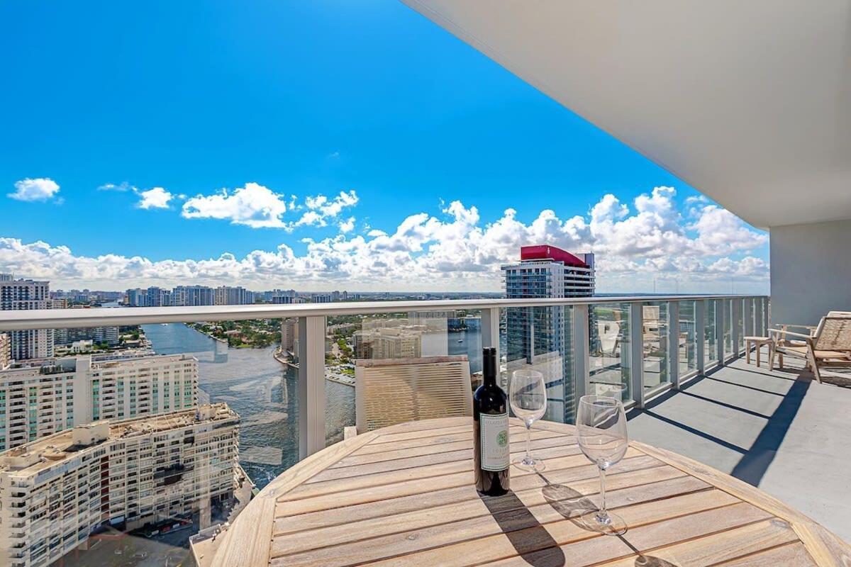 Miami Escape Views & Amenities Daire Hollywood Dış mekan fotoğraf